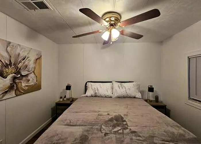 Stunning Vacation With Foosball And Barbecue In Meadview, Arizona Holiday home