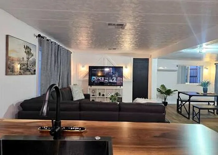 Stunning Vacation With Foosball And Barbecue In Meadview, Arizona Holiday home