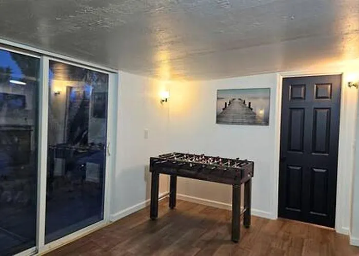 Stunning Vacation With Foosball And Barbecue In Meadview, Arizona Holiday home