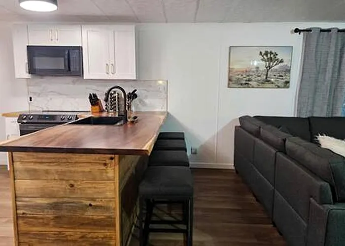 Stunning Vacation With Foosball And Barbecue In Meadview, Arizona Holiday home *