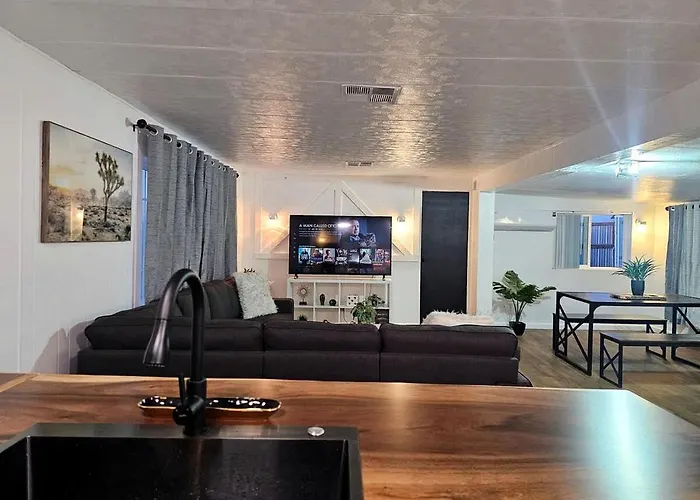 Holiday home Stunning Vacation With Foosball And Barbecue In Meadview, Arizona